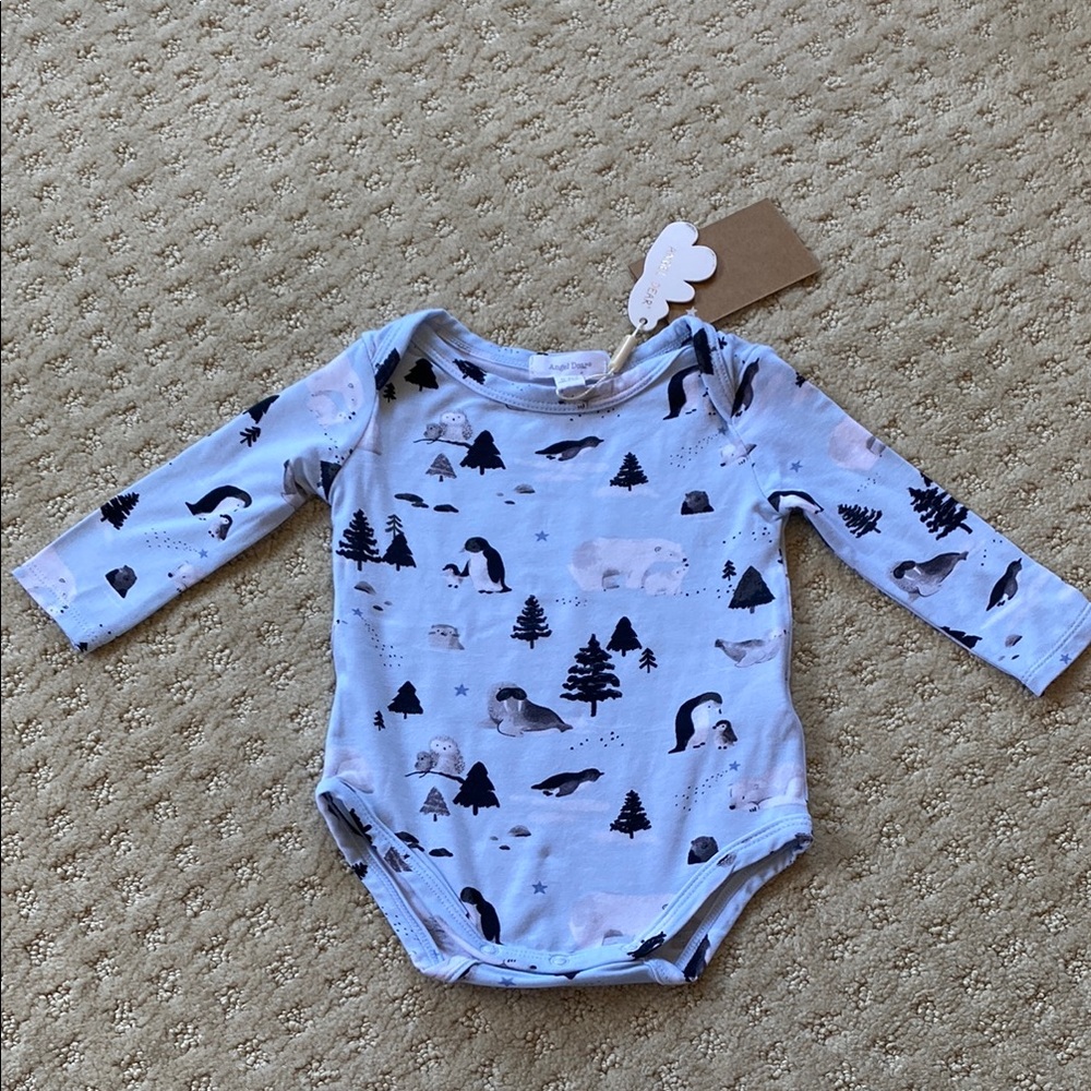 NWT Angel Dear bodysuit 0-3m winter animals print